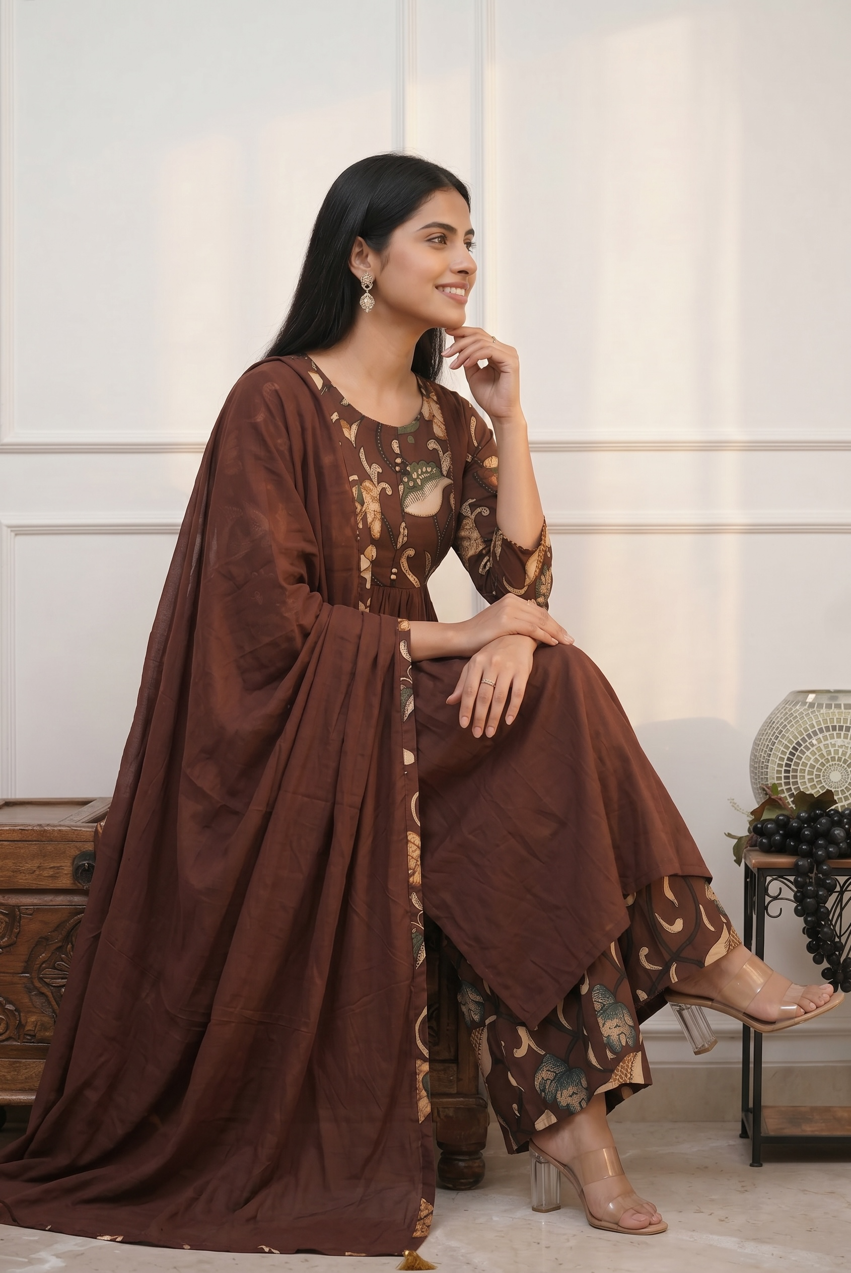 Elegant Brown Cotton Divider Set for Women