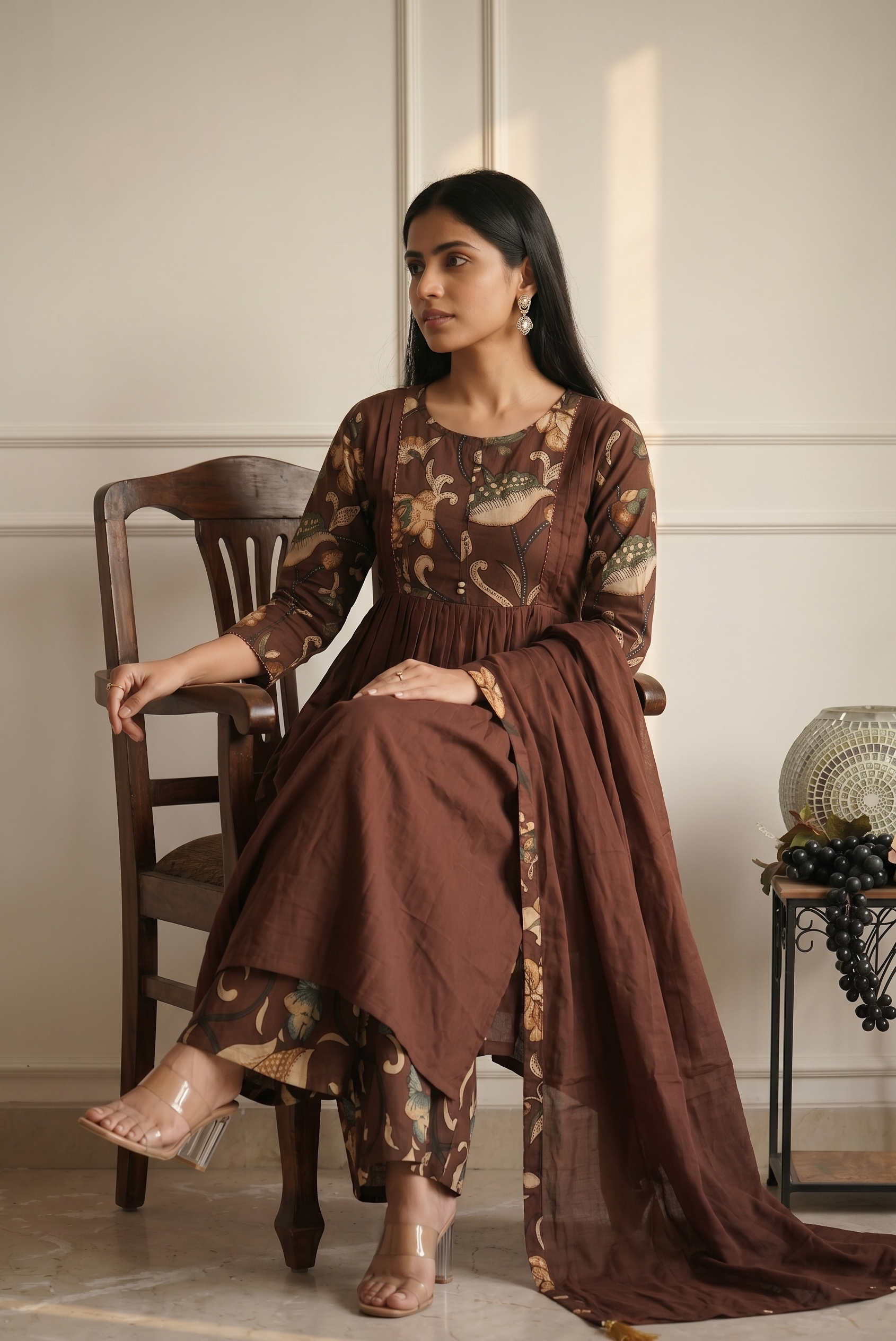 Elegant Brown Cotton Divider Set for Women